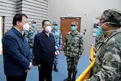 李強龔正慰問軍隊衛(wèi)勤力量 白衣戰(zhàn)士 逆行出征 護(hù)佑生命表示衷心感謝和崇高敬意
